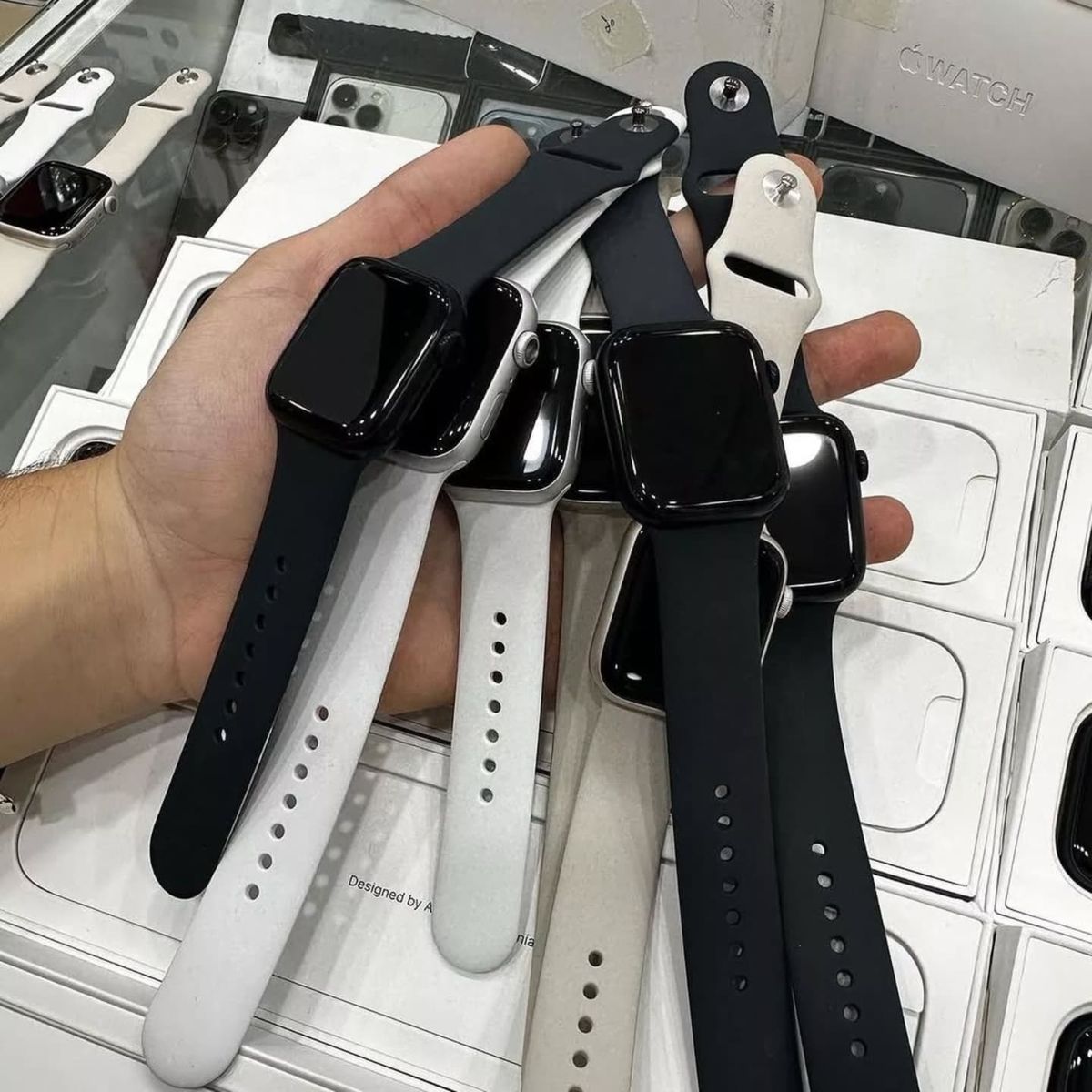 Apple Watch Series 7 (GPS & Cellular) Grade A Used Wholesale