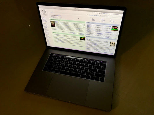 Apple MacBook Pro 13.3-inch M1 Touch Bar (2020) Used